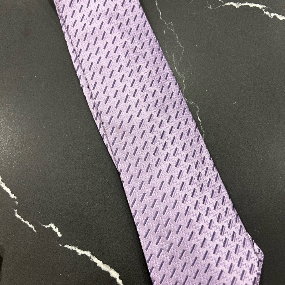 Elegant Purple Men's Tie